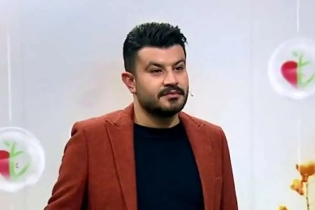آبروریزی مجری معروف صداوسیما هنگام اجرای یک برنامه
